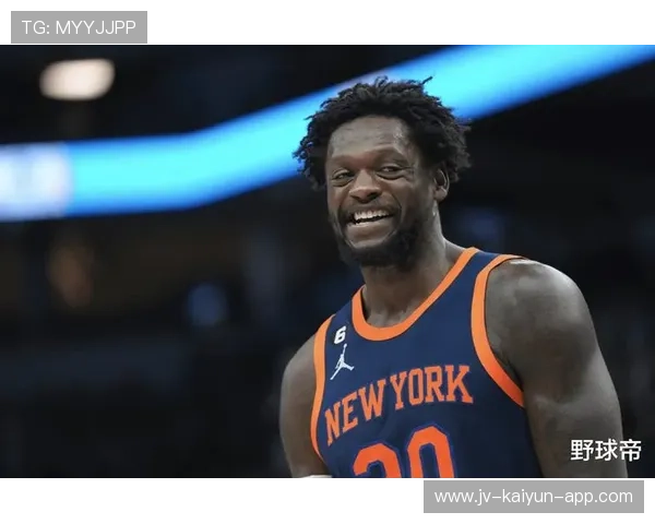 兰德尔强硬背身单打打进，攻守兼备助力球队胜利